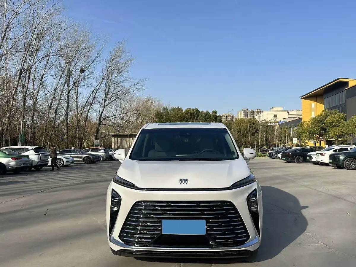 2025 Buick GL8 2.0T 237HP L4 9AT,autocango,china used car exporter,china ev exporter,chinese used car exporter,chinese used ev exporter