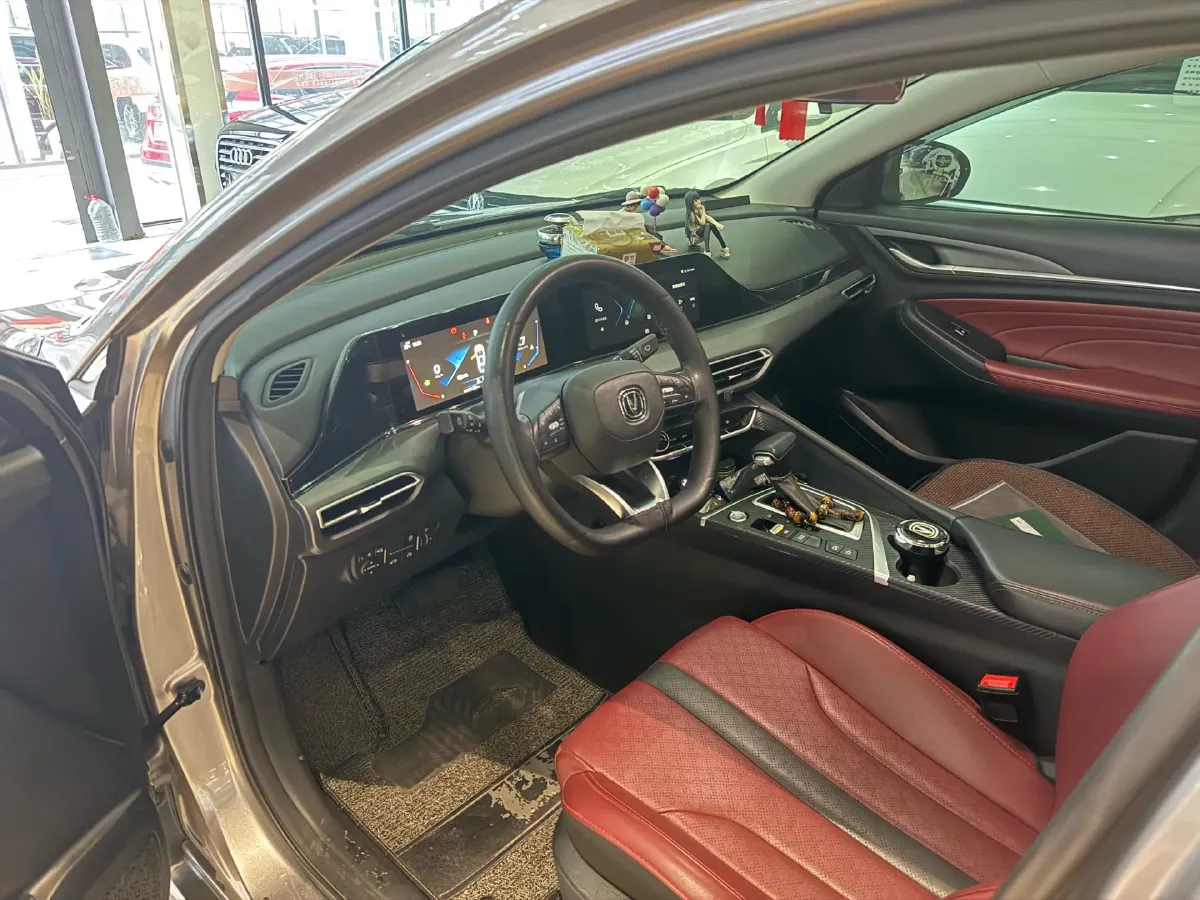 2021 ChangAn Eado 1.4T 160HP L4 7DCT,autocango,china used car exporter,china ev exporter,chinese used car exporter,chinese used ev exporter