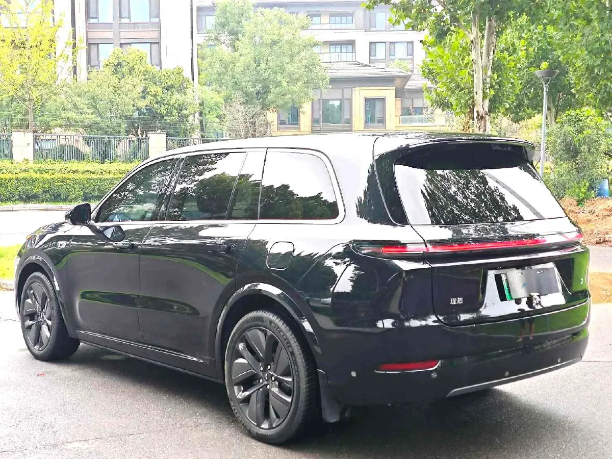 2024 Li L9 Range Extended 154HP REEV 52.3KWH,autocango,china used car exporter,china ev exporter,chinese used car exporter,chinese used ev exporter