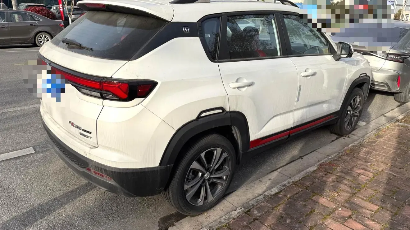 2023 ChangAn CS35 Plus 1.4T 160HP L4 7DCT,autocango,china used car exporter,china ev exporter,chinese used car exporter,chinese used ev exporter