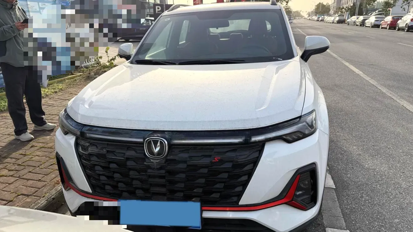 2023 ChangAn CS35 Plus 1.4T 160HP L4 7DCT,autocango,china used car exporter,china ev exporter,chinese used car exporter,chinese used ev exporter