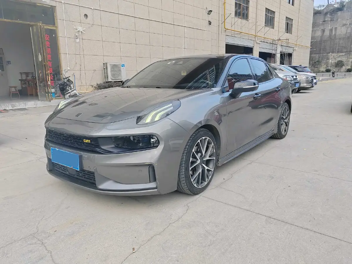 2022 LYNK&CO 03 2.0T 190HP L4 7DCT