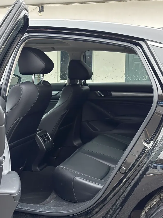 2018 Honda Accord 1.5T 194HP L4 CVT,autocango,china used car exporter,china ev exporter,chinese used car exporter,chinese used ev exporter