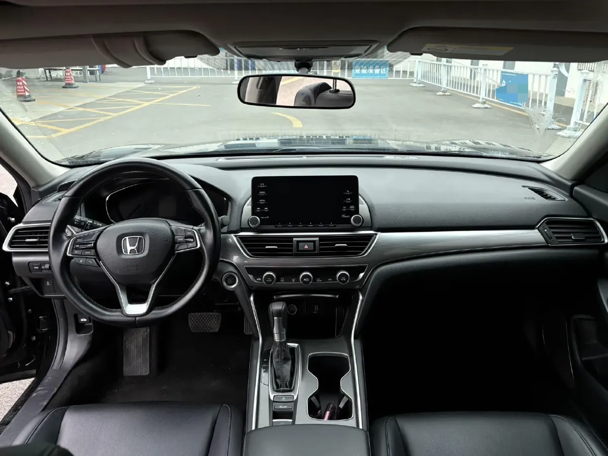 2018 Honda Accord 1.5T 194HP L4 CVT,autocango,china used car exporter,china ev exporter,chinese used car exporter,chinese used ev exporter