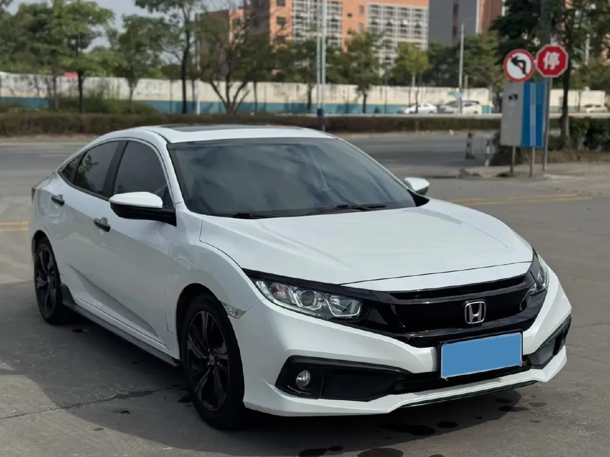 2019 Honda Civic 1.5T 177HP L4 CVT,autocango,china used car exporter,china ev exporter,chinese used car exporter,chinese used ev exporter