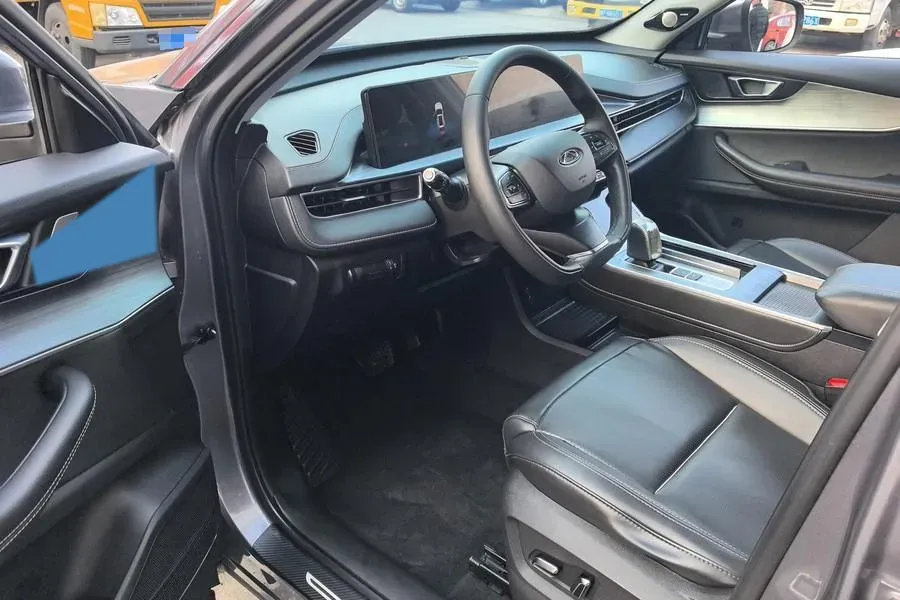 2021 Chery Tiggo 7 Plus 1.5T 156HP L4 CVT,autocango,china used car exporter,china ev exporter,chinese used car exporter,chinese used ev exporter