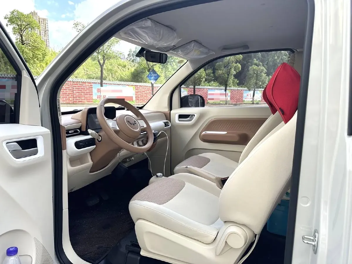 2024 WuLing HongGuang MINI EV BEV 17.3KWH,autocango,china used car exporter,china ev exporter,chinese used car exporter,chinese used ev exporter