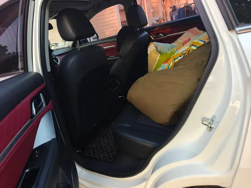 2021 Haval H6 Coupe 1.5T 150HP L4 7DCT,autocango,china used car exporter,china ev exporter,chinese used car exporter,chinese used ev exporter