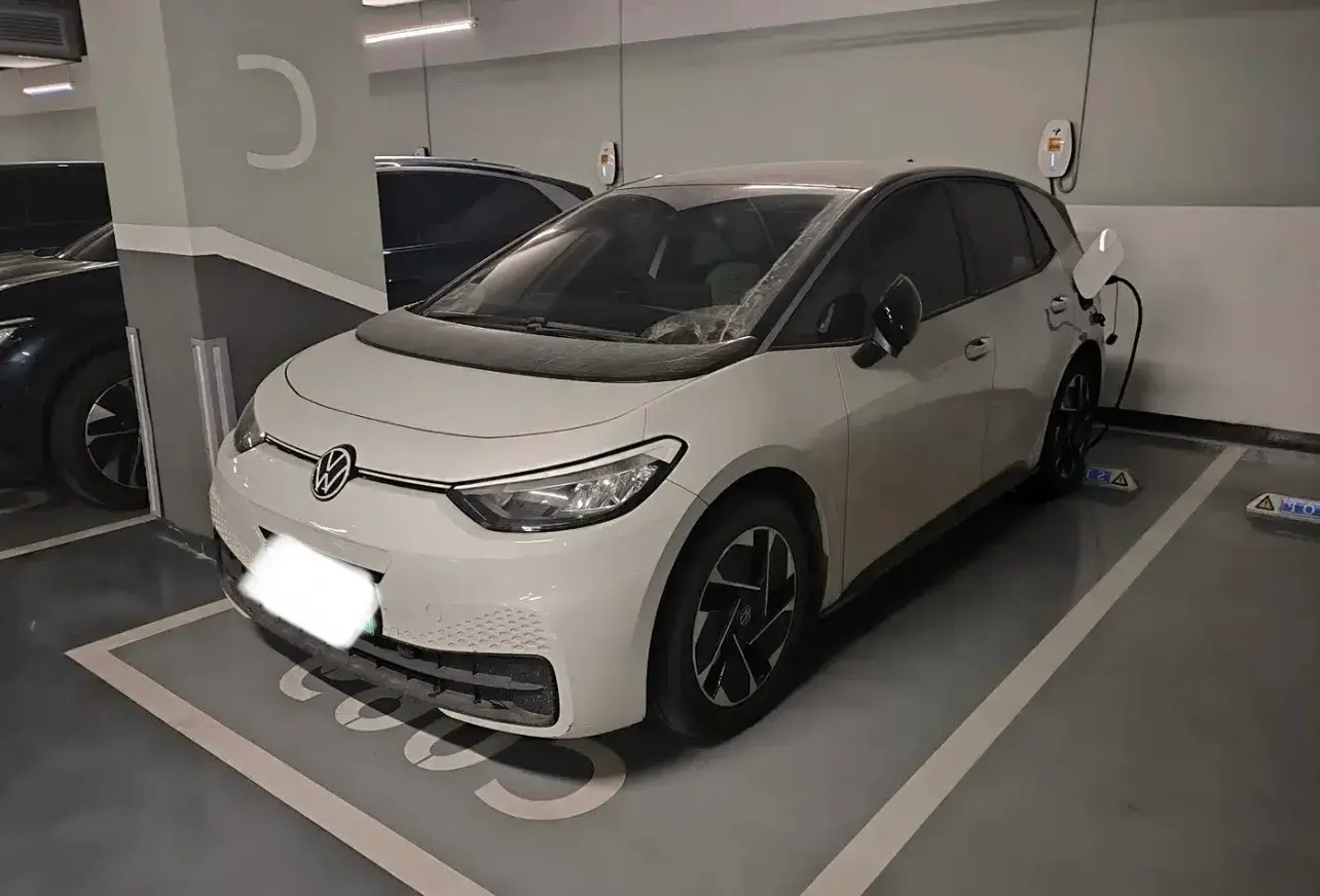 2024 Volkswagen ID.3 BEV 52.8KWH