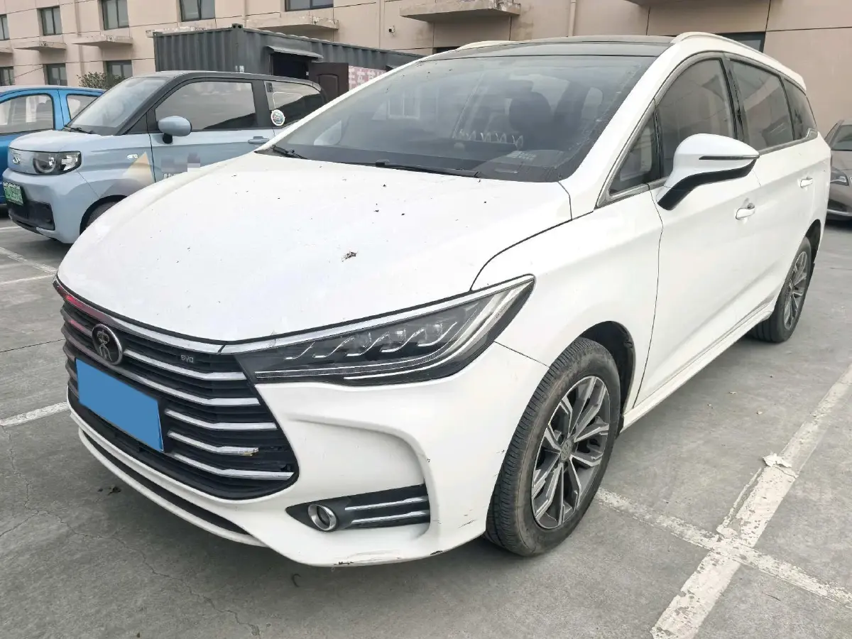 2019 BYD Song MAX 1.5T 154HP L4 6DCT 2019 BYD Song MAX 1.5T 154HP L4 6DCT