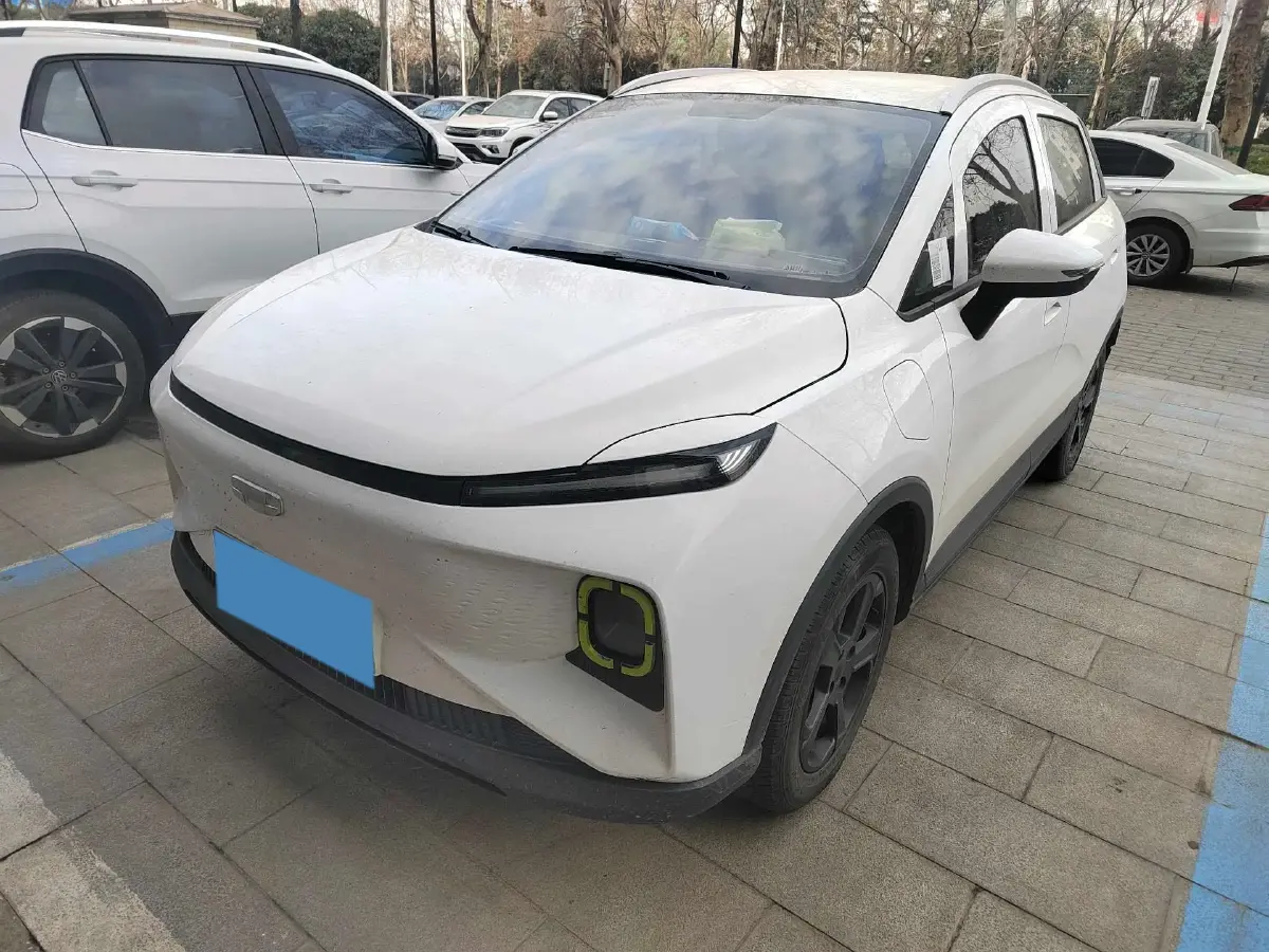 2022 Geometry E BEV 33.5KWH
