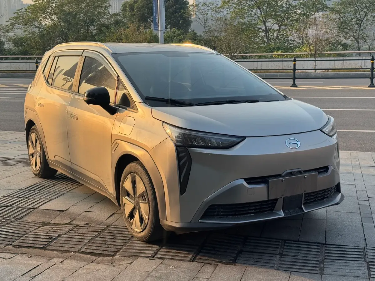 2022 Geely Okavango 1.8T 184HP L4 7DCT,autocango,china used car exporter,china ev exporter,chinese used car exporter,chinese used ev exporter