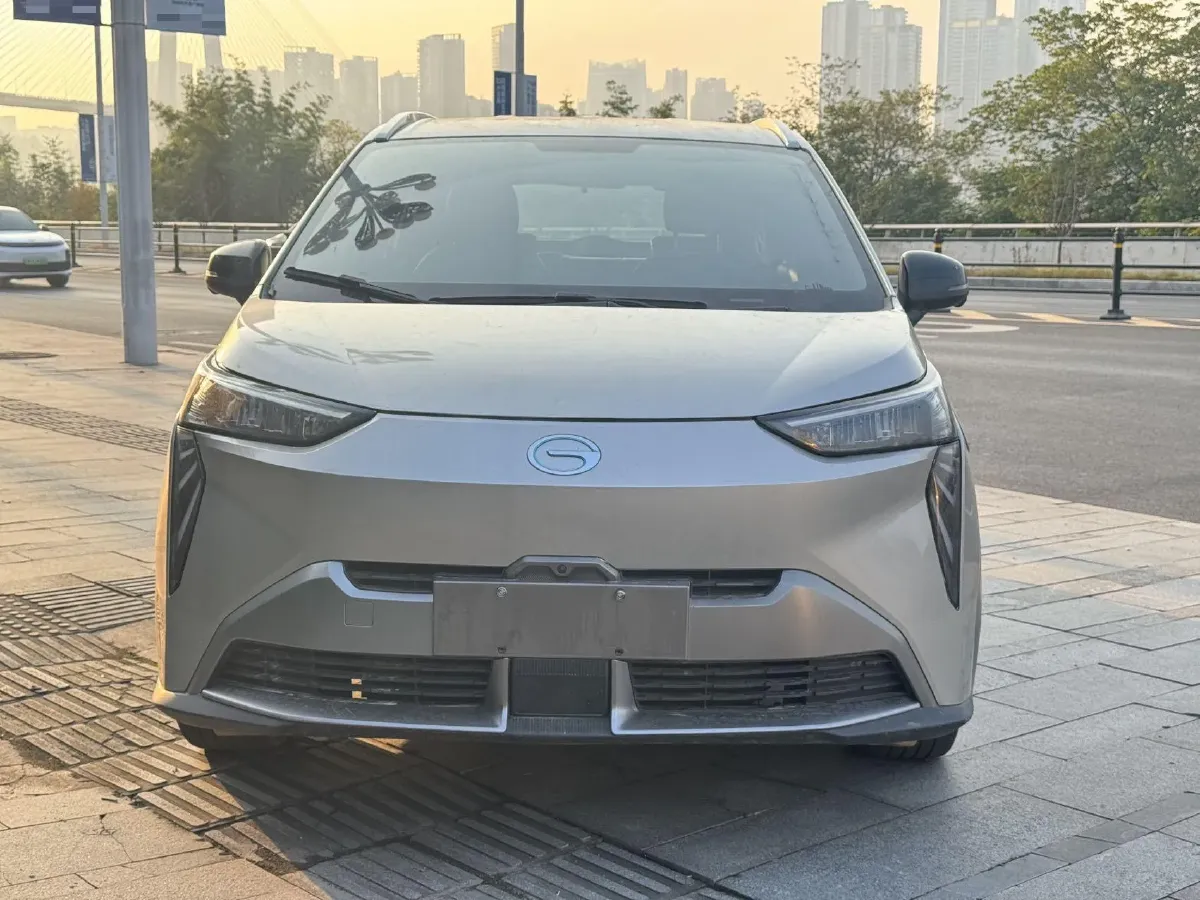 2022 Geely Okavango 1.8T 184HP L4 7DCT,autocango,china used car exporter,china ev exporter,chinese used car exporter,chinese used ev exporter