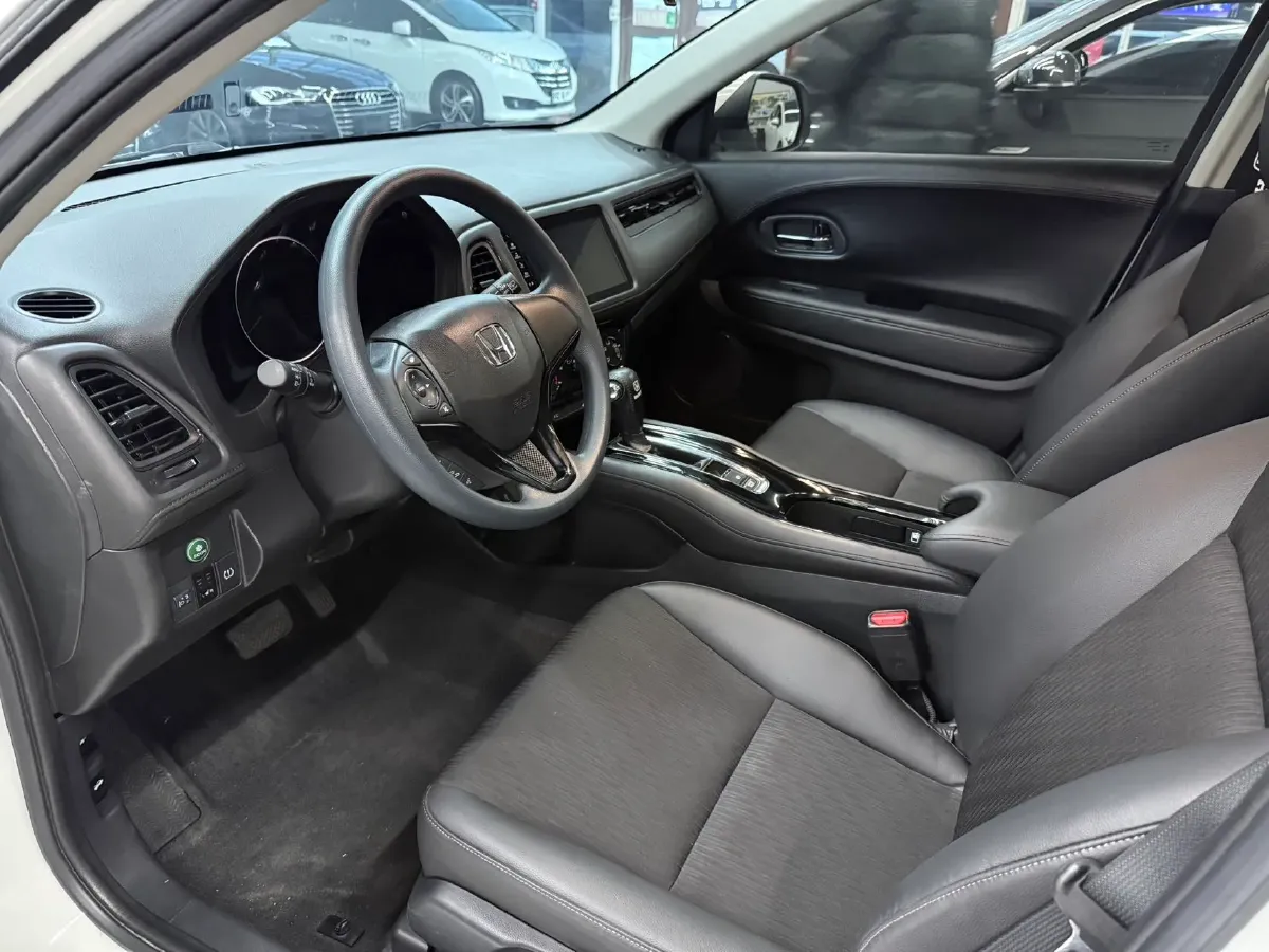 2022 Honda Vezel 1.5L 131HP L4 CVT,autocango,china used car exporter,china ev exporter,chinese used car exporter,chinese used ev exporter