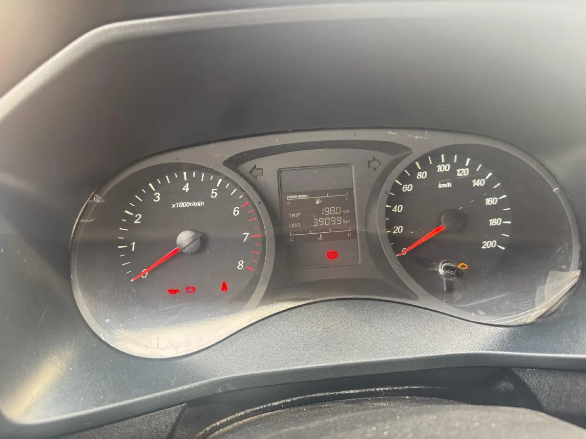 2020 WuLing HongGuang Plus 1.5L 99HP L4 6MT,autocango,china used car exporter,china ev exporter,chinese used car exporter,chinese used ev exporter