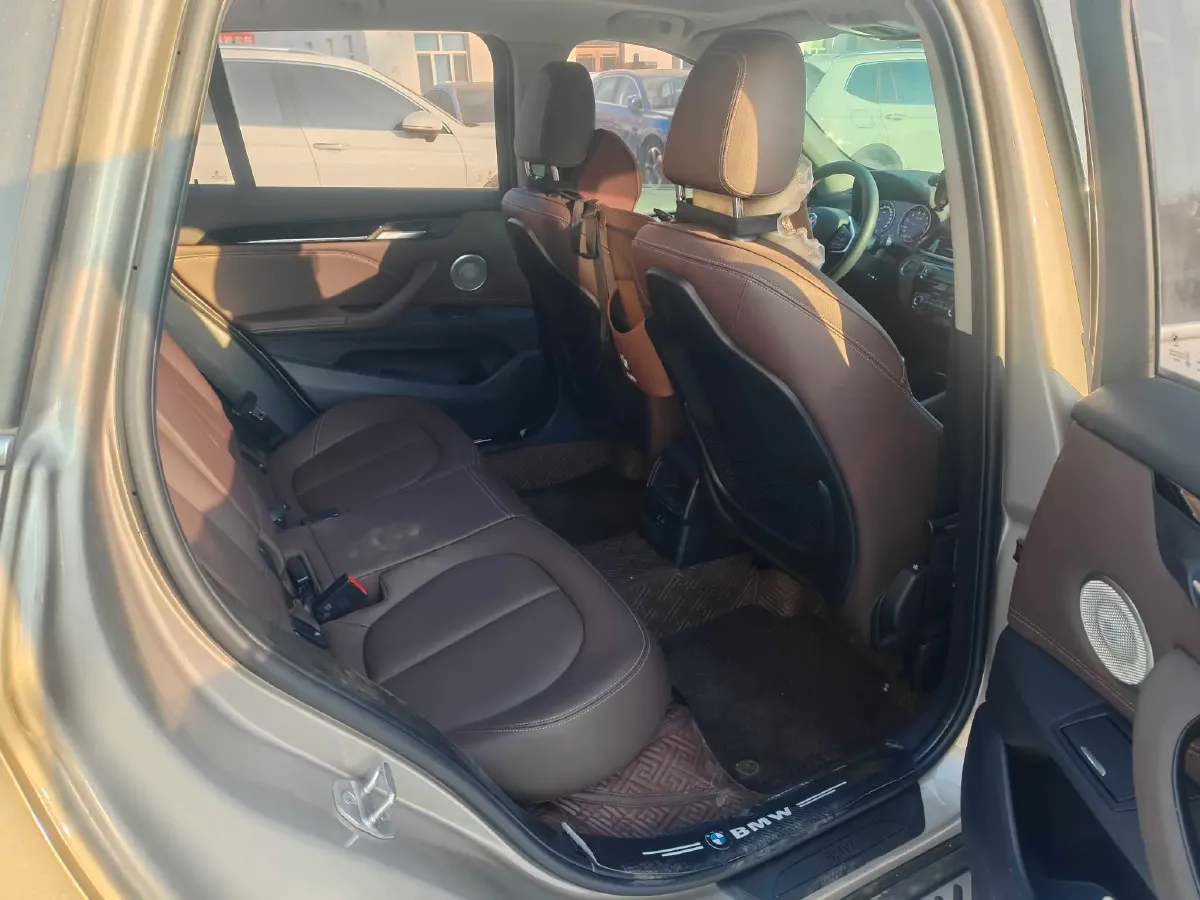 2022 BMW X1 1.5T 140HP L3 7DCT,autocango,china used car exporter,china ev exporter,chinese used car exporter,chinese used ev exporter