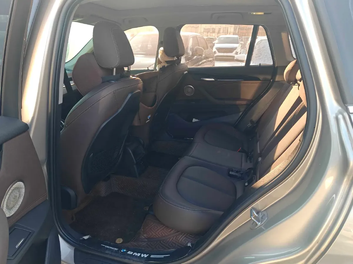 2022 BMW X1 1.5T 140HP L3 7DCT,autocango,china used car exporter,china ev exporter,chinese used car exporter,chinese used ev exporter