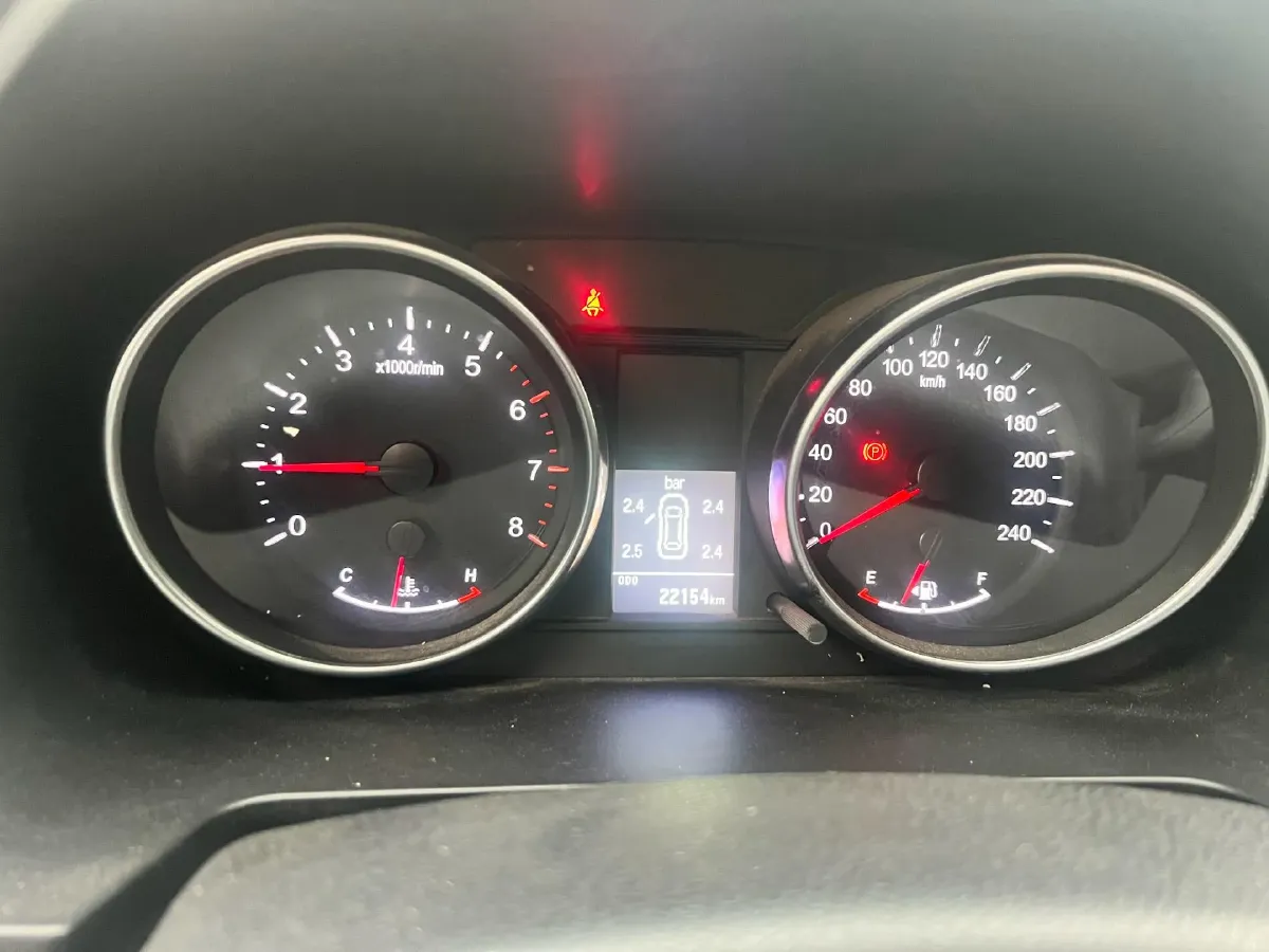 2021 Haval M6 1.5T 150HP L4 6MT,autocango,china used car exporter,china ev exporter,chinese used car exporter,chinese used ev exporter