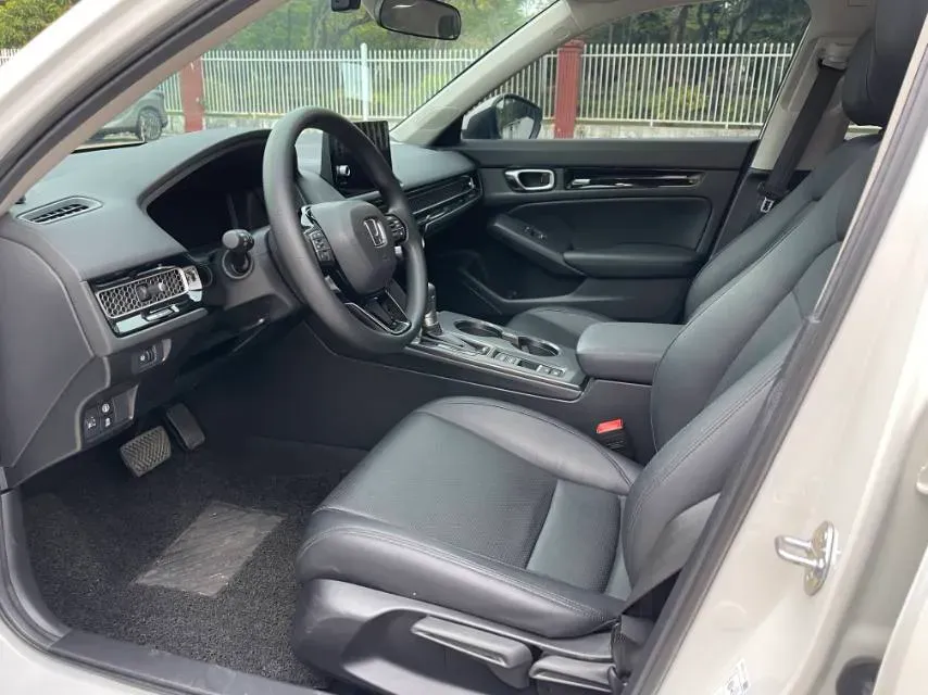 2023 Honda Civic 1.5T 182HP L4 CVT,autocango,china used car exporter,china ev exporter,chinese used car exporter,chinese used ev exporter