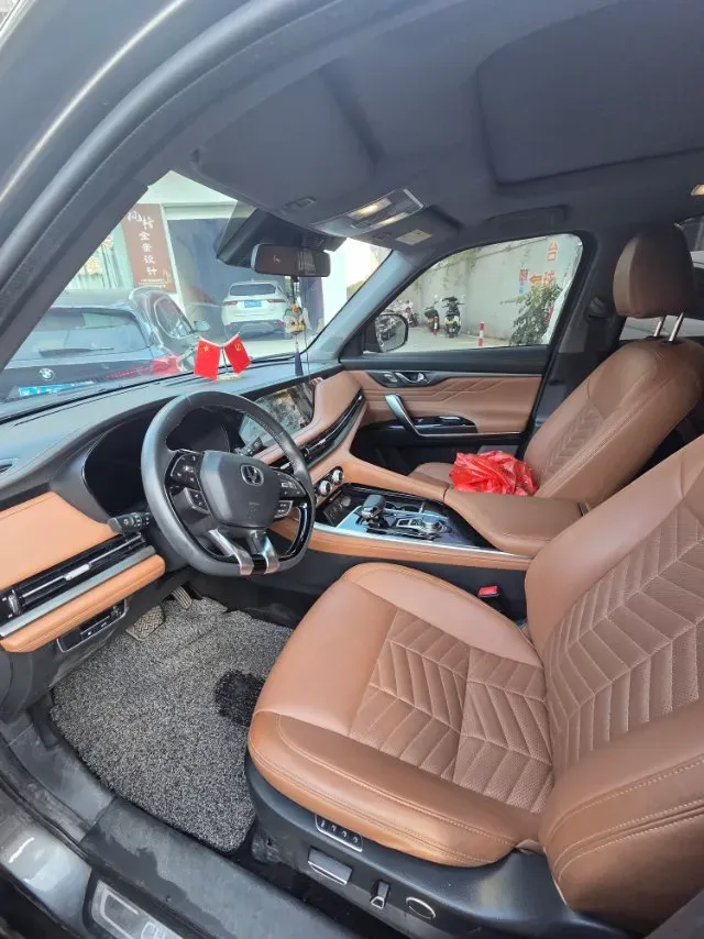 2023 ChangAn CS95 2.0T 233HP L4 8AT,autocango,china used car exporter,china ev exporter,chinese used car exporter,chinese used ev exporter