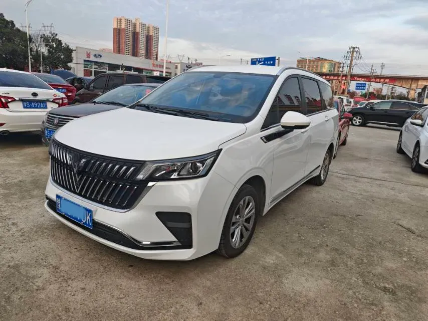 2022 WuLing JiaChen 1.5L 99HP L4 6MT,autocango,china used car exporter,china ev exporter,chinese used car exporter,chinese used ev exporter