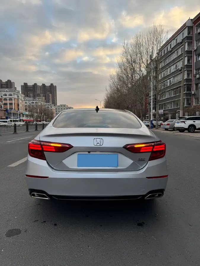 2022 Honda Inspire 1.5T 194HP L4 CVT,autocango,china used car exporter,china ev exporter,chinese used car exporter,chinese used ev exporter