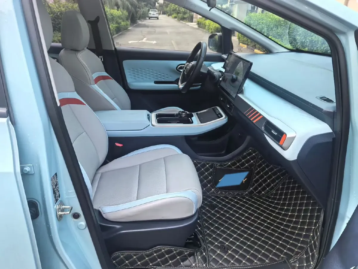 2022 Geely Okavango 1.8T 184HP L4 7DCT,autocango,china used car exporter,china ev exporter,chinese used car exporter,chinese used ev exporter