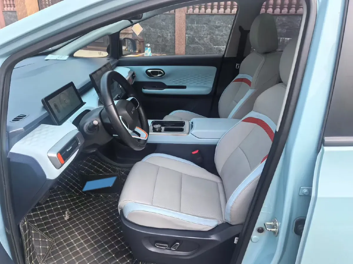 2022 Geely Okavango 1.8T 184HP L4 7DCT,autocango,china used car exporter,china ev exporter,chinese used car exporter,chinese used ev exporter