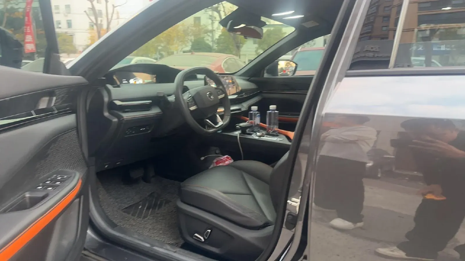 2022 ChangAn UNI-V 1.5T 188HP L4 7DCT,autocango,china used car exporter,china ev exporter,chinese used car exporter,chinese used ev exporter