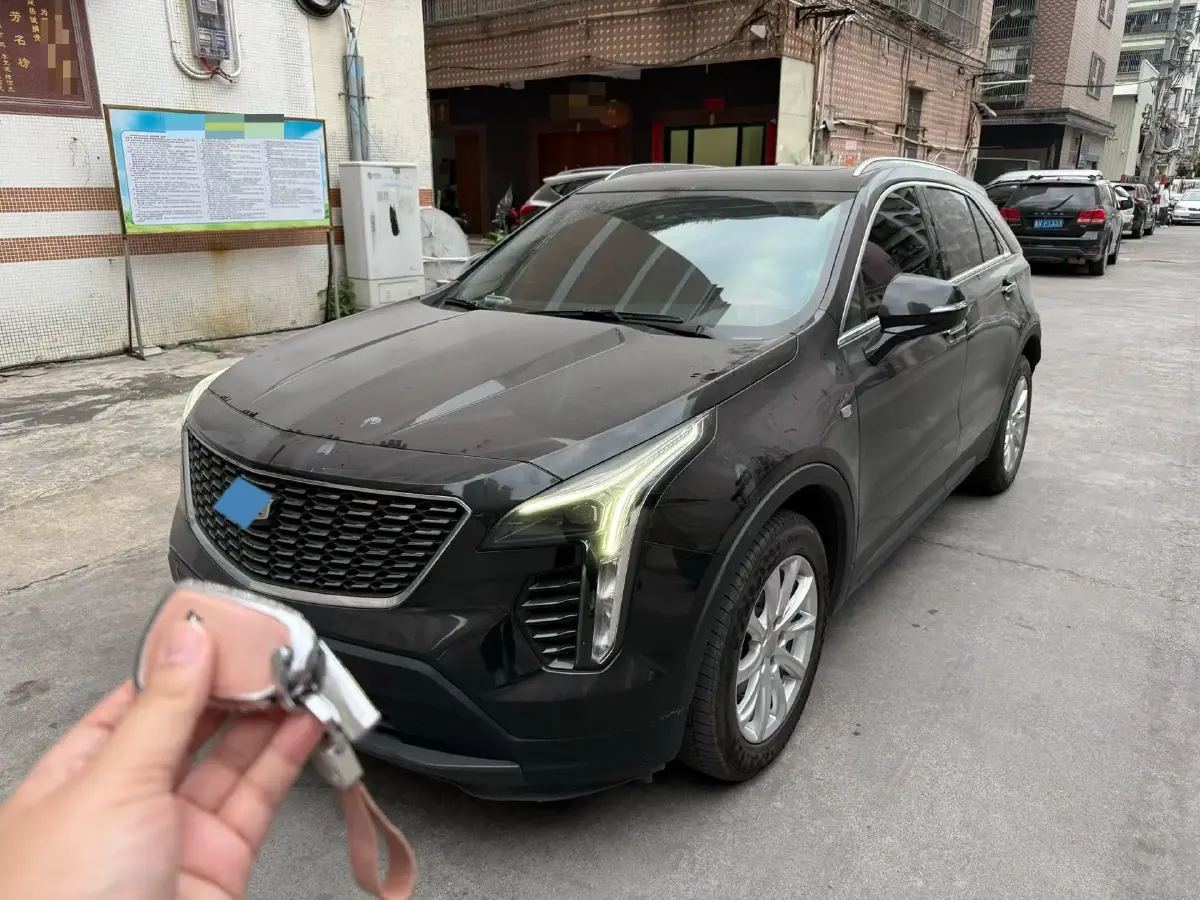 2021 Cadillac XT4 2.0T 237HP L4 9AT