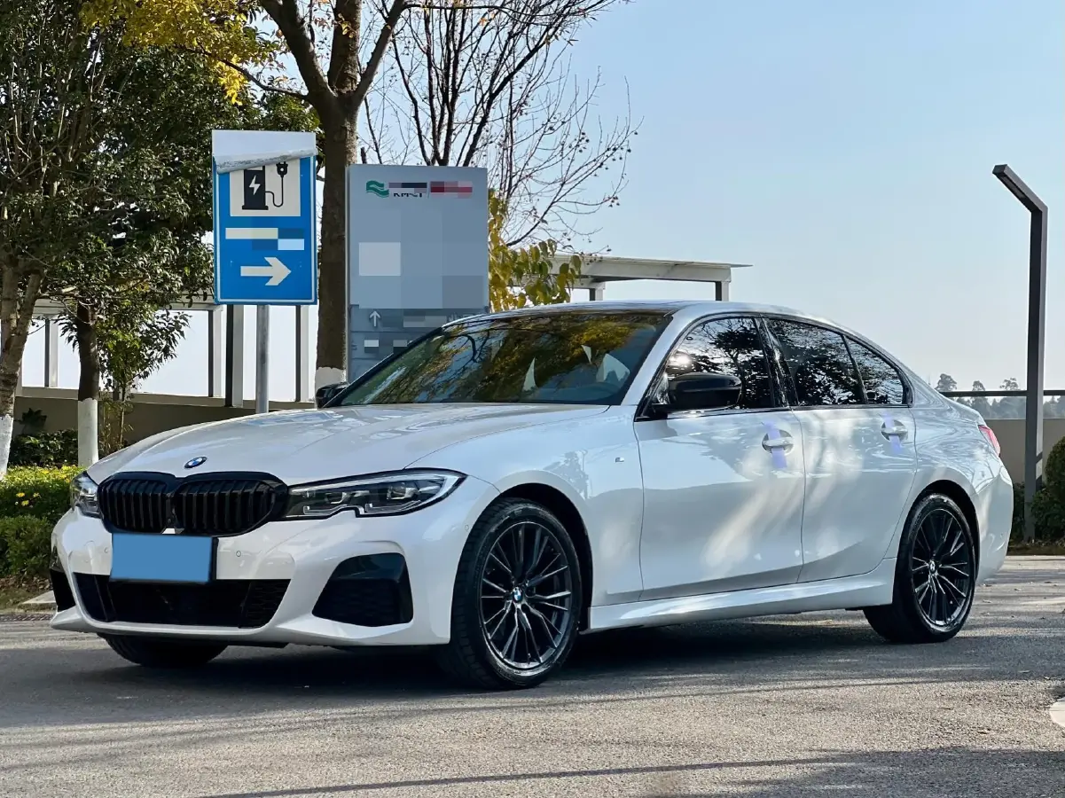 2021 BMW 3 Series 2.0T 184HP L4 8AT