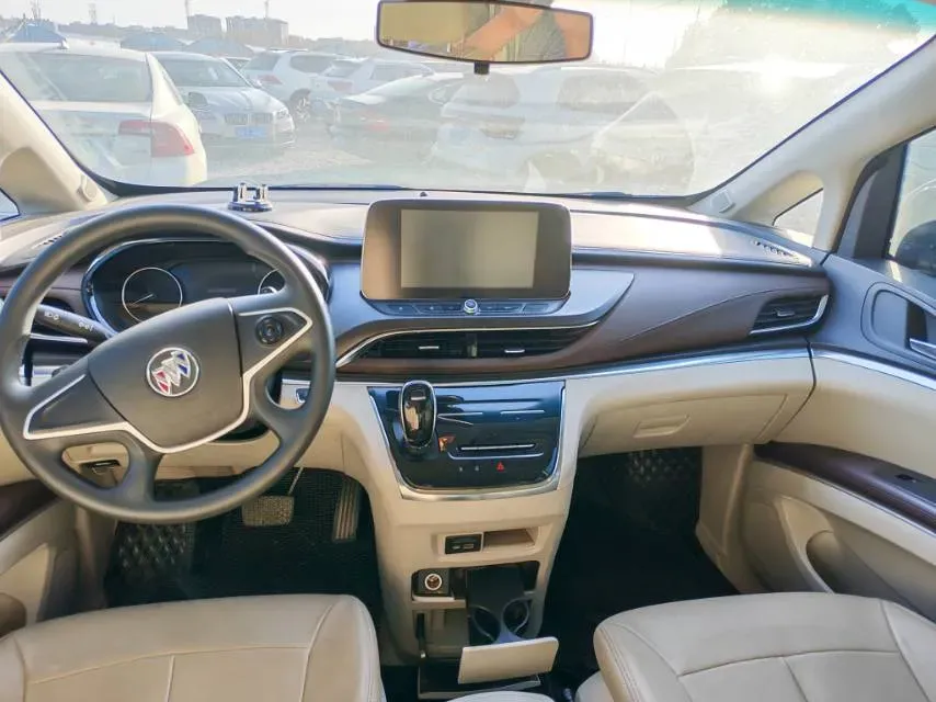 2022 Buick GL8 2.0T 237HP L4 9AT,autocango,china used car exporter,china ev exporter,chinese used car exporter,chinese used ev exporter