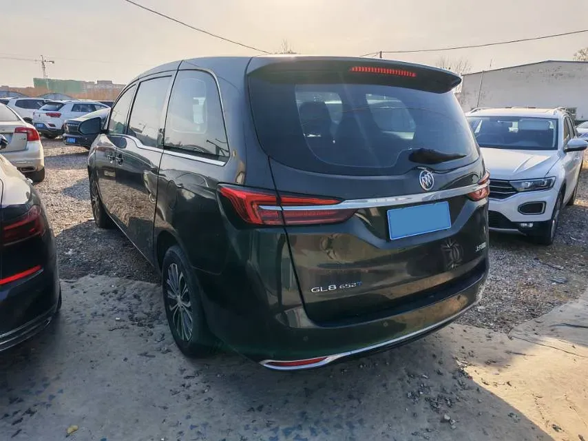 2022 Buick GL8 2.0T 237HP L4 9AT,autocango,china used car exporter,china ev exporter,chinese used car exporter,chinese used ev exporter