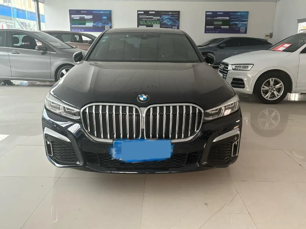 2019 BMW 7 Series 2.0T 265HP L4 8AT,autocango,china used car exporter,china ev exporter,chinese used car exporter,chinese used ev exporter
