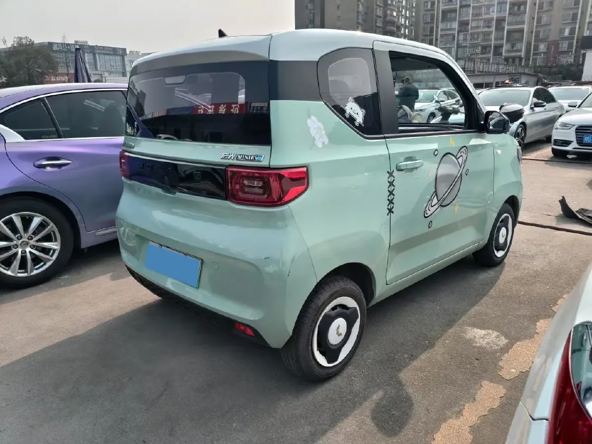 2021 WuLing HongGuang MINI EV BEV 13.9KWH,autocango,china used car exporter,china ev exporter,chinese used car exporter,chinese used ev exporter