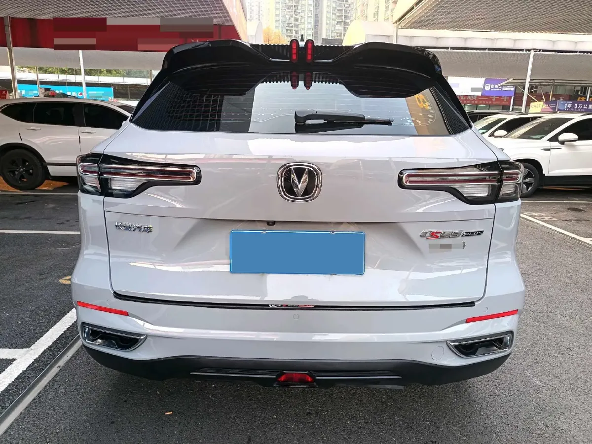 2022 ChangAn Oshan X7 Plus 1.5T 188HP L4 7DCT,autocango,china used car exporter,china ev exporter,chinese used car exporter,chinese used ev exporter