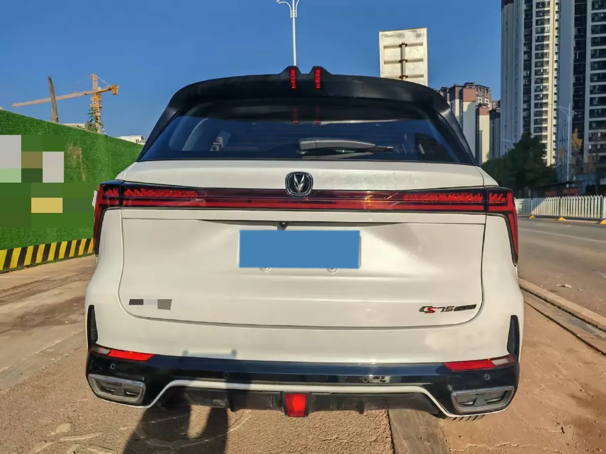 2023 ChangAn CS75 Plus 1.5T 188HP L4 8AT,autocango,china used car exporter,china ev exporter,chinese used car exporter,chinese used ev exporter