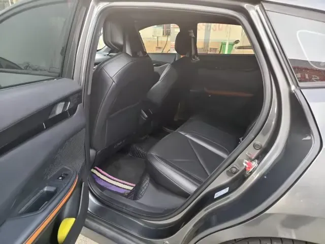 2023 ChangAn UNI-V 1.5T 188HP L4 7DCT,autocango,china used car exporter,china ev exporter,chinese used car exporter,chinese used ev exporter