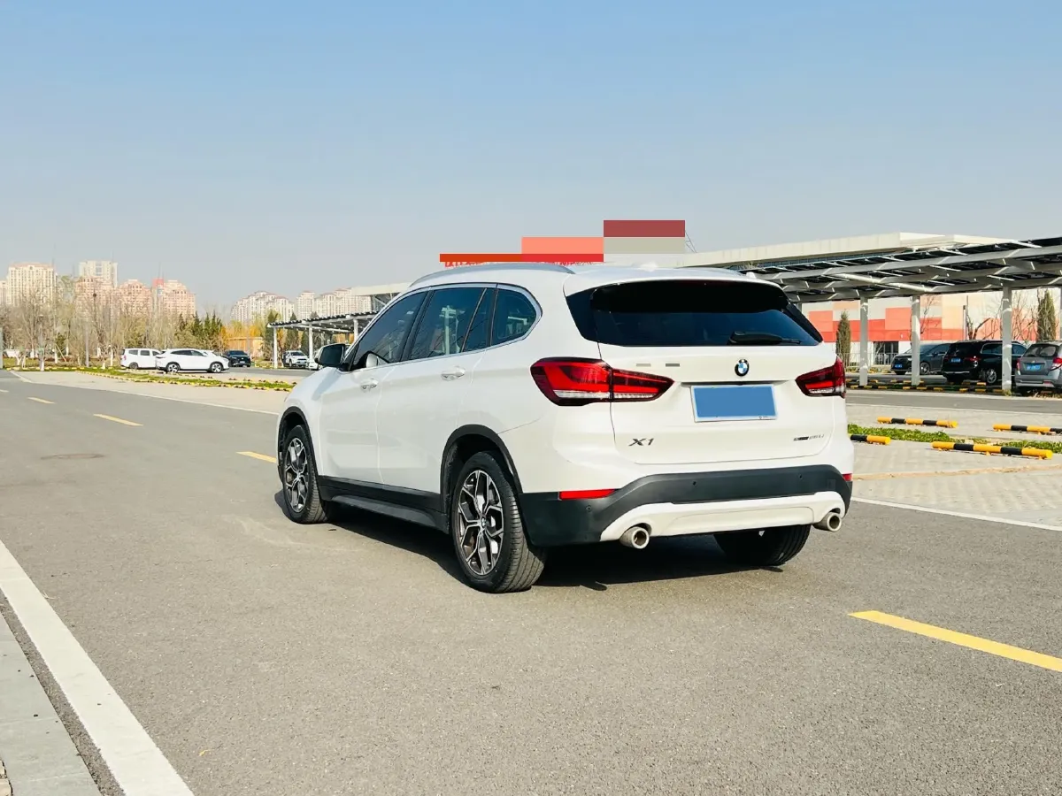 2022 BMW X1 2.0T 192HP L4 7DCT,autocango,china used car exporter,china ev exporter,chinese used car exporter,chinese used ev exporter