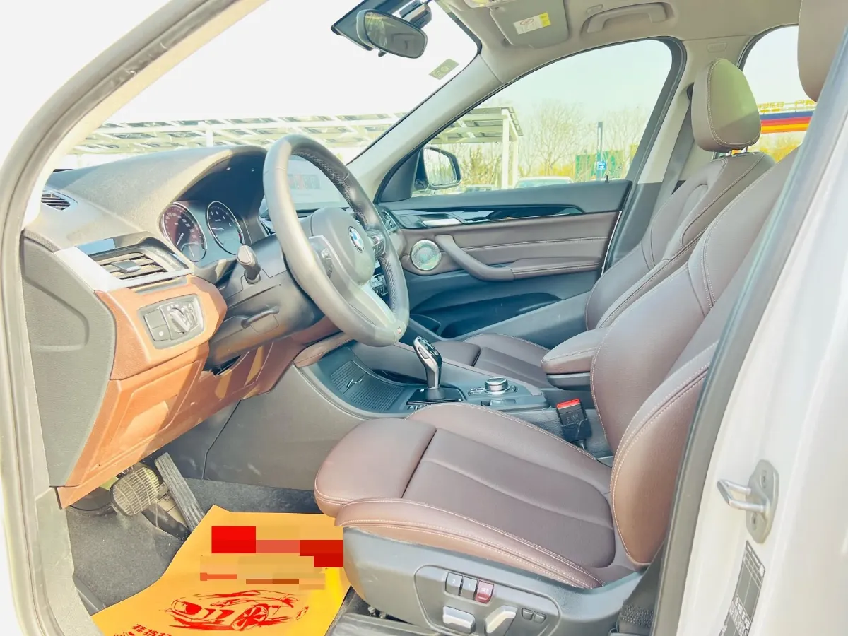 2022 BMW X1 2.0T 192HP L4 7DCT,autocango,china used car exporter,china ev exporter,chinese used car exporter,chinese used ev exporter