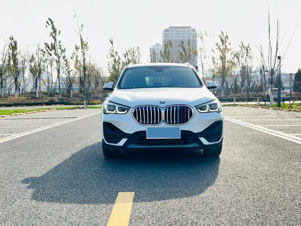 2022 BMW X1 2.0T 192HP L4 7DCT,autocango,china used car exporter,china ev exporter,chinese used car exporter,chinese used ev exporter