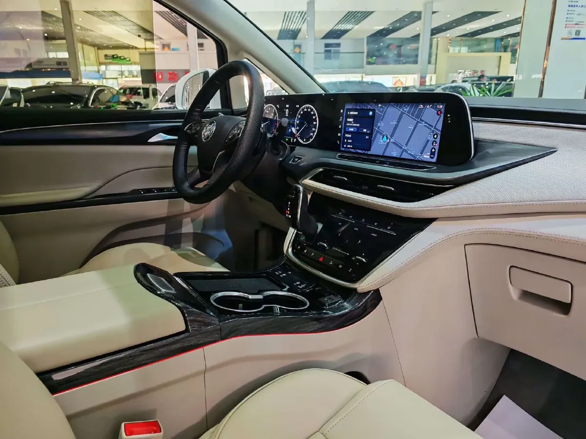 2022 Buick GL8 2.0T 237HP L4 9AT,autocango,china used car exporter,china ev exporter,chinese used car exporter,chinese used ev exporter