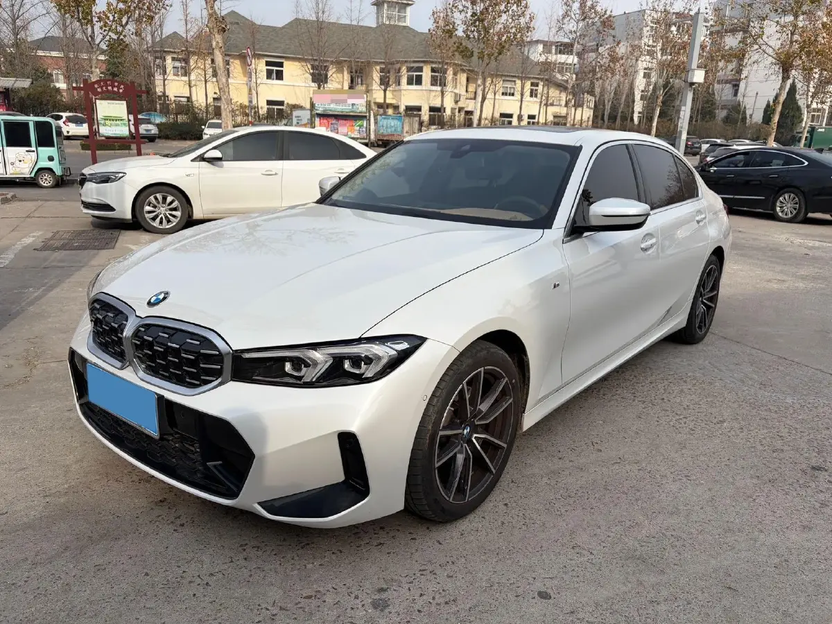 2023 BMW 3 Series 2.0T 184HP L4 8AT