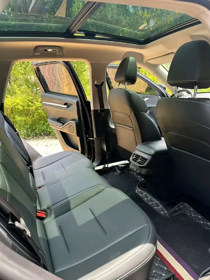 2022 Haval H6 1.5T 184HP L4 7DCT,autocango,china used car exporter,china ev exporter,chinese used car exporter,chinese used ev exporter