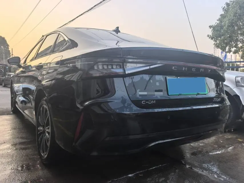 2024 Fulwin FulwinA8 1.5T 156HP L4 1DHT PHEV 18.3KWH,autocango,china used car exporter,china ev exporter,chinese used car exporter,chinese used ev exporter