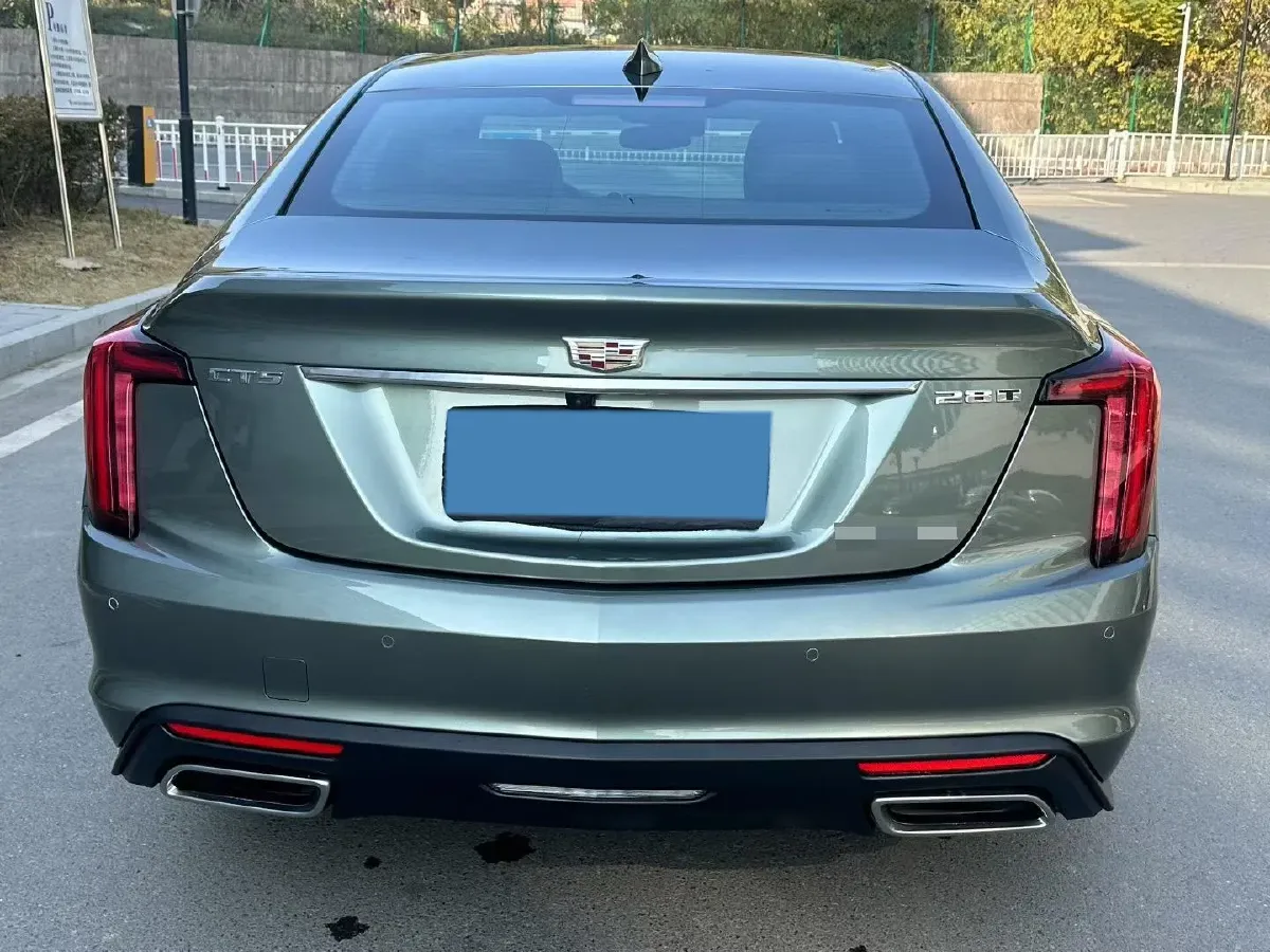 2023 Cadillac CT5 2.0T 237HP L4 10AT,autocango,china used car exporter,china ev exporter,chinese used car exporter,chinese used ev exporter