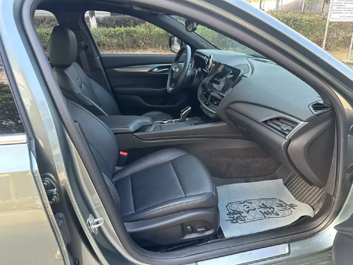 2023 Cadillac CT5 2.0T 237HP L4 10AT,autocango,china used car exporter,china ev exporter,chinese used car exporter,chinese used ev exporter