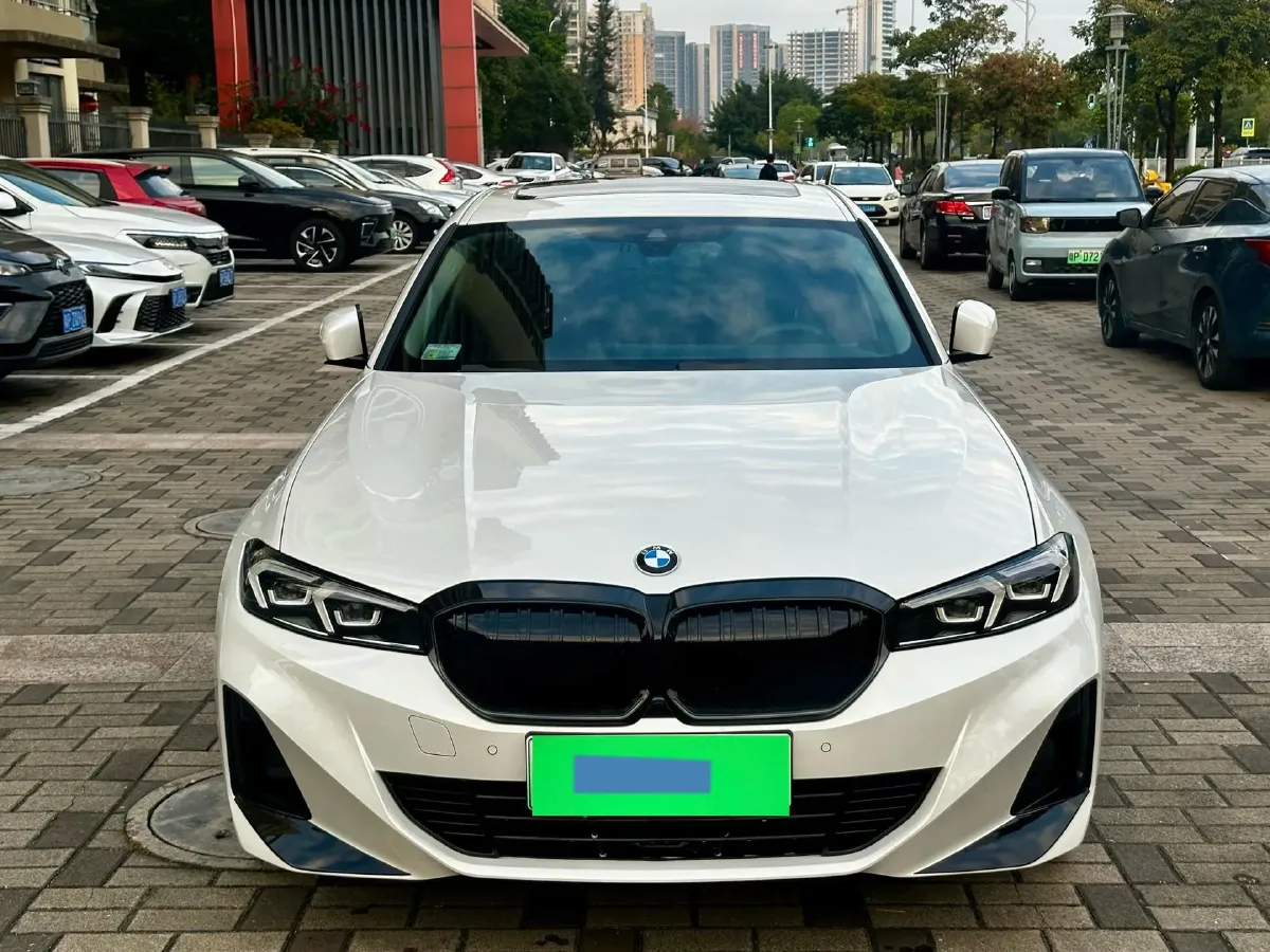 2024 BMW i3 BEV 70KWH,autocango,china used car exporter,china ev exporter,chinese used car exporter,chinese used ev exporter