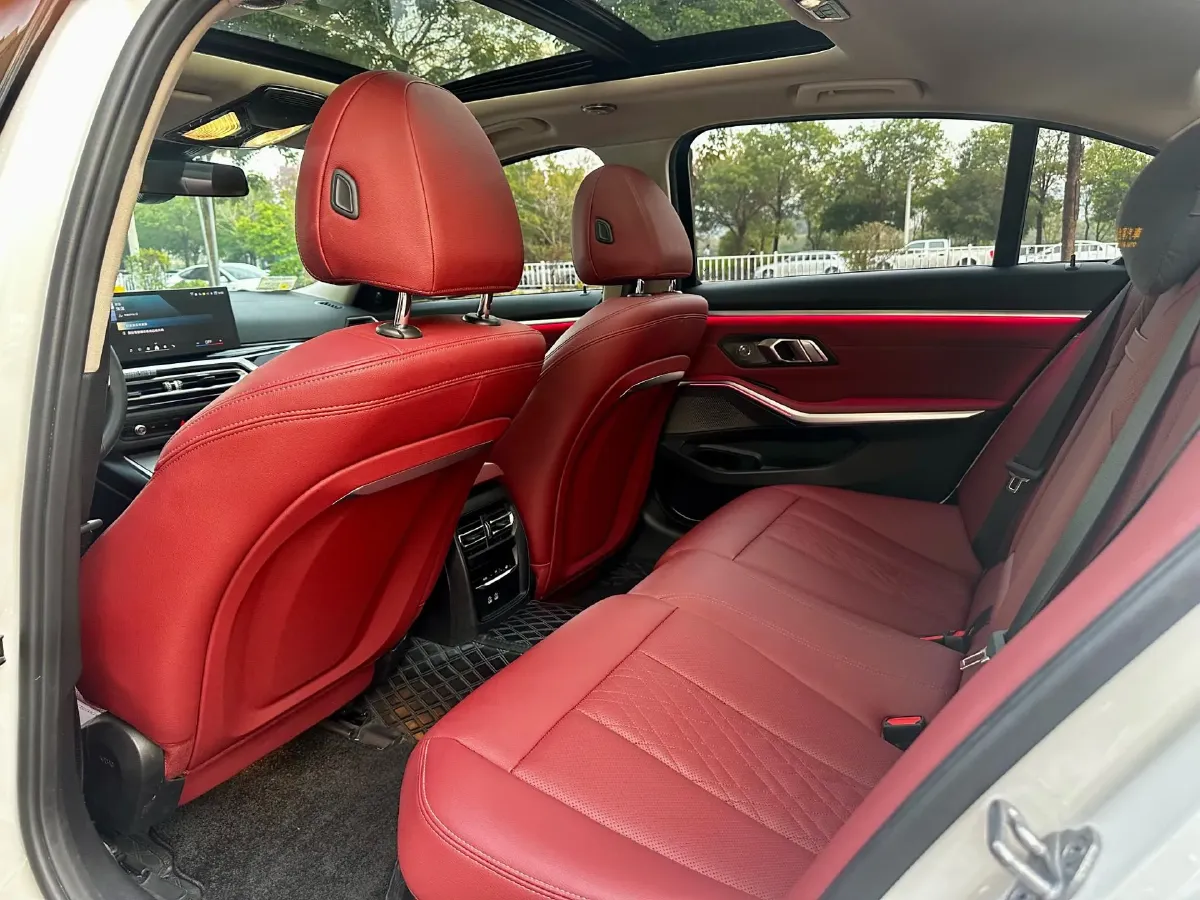 2024 BMW i3 BEV 70KWH,autocango,china used car exporter,china ev exporter,chinese used car exporter,chinese used ev exporter