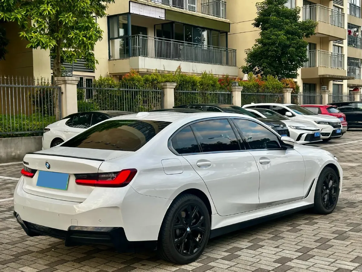 2024 BMW i3 BEV 70KWH,autocango,china used car exporter,china ev exporter,chinese used car exporter,chinese used ev exporter